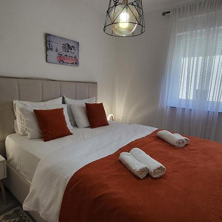 Apartments Teodo Екстер'єр фото