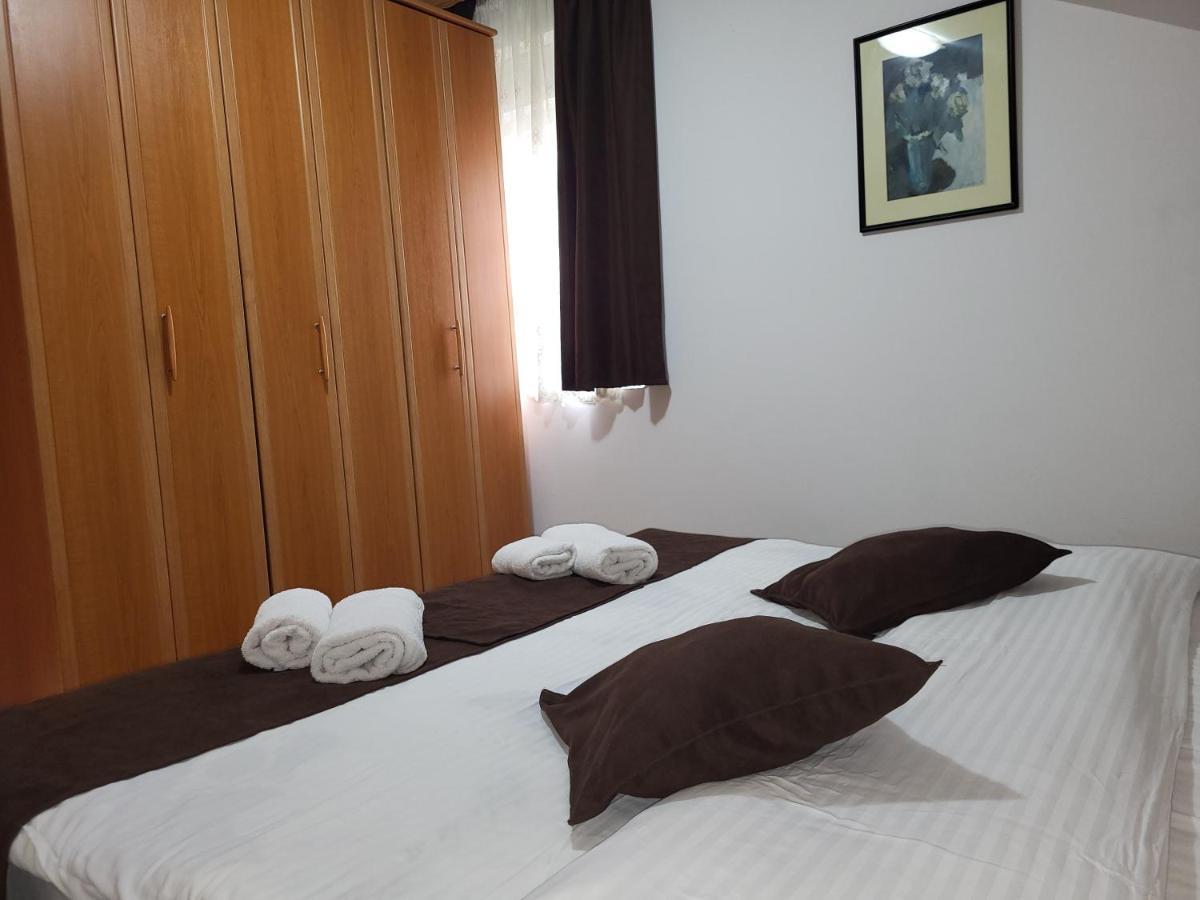 Apartments Teodo Екстер'єр фото