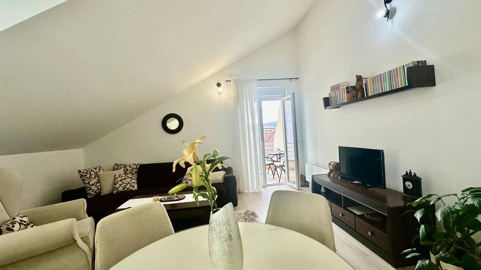 Apartments Teodo Екстер'єр фото