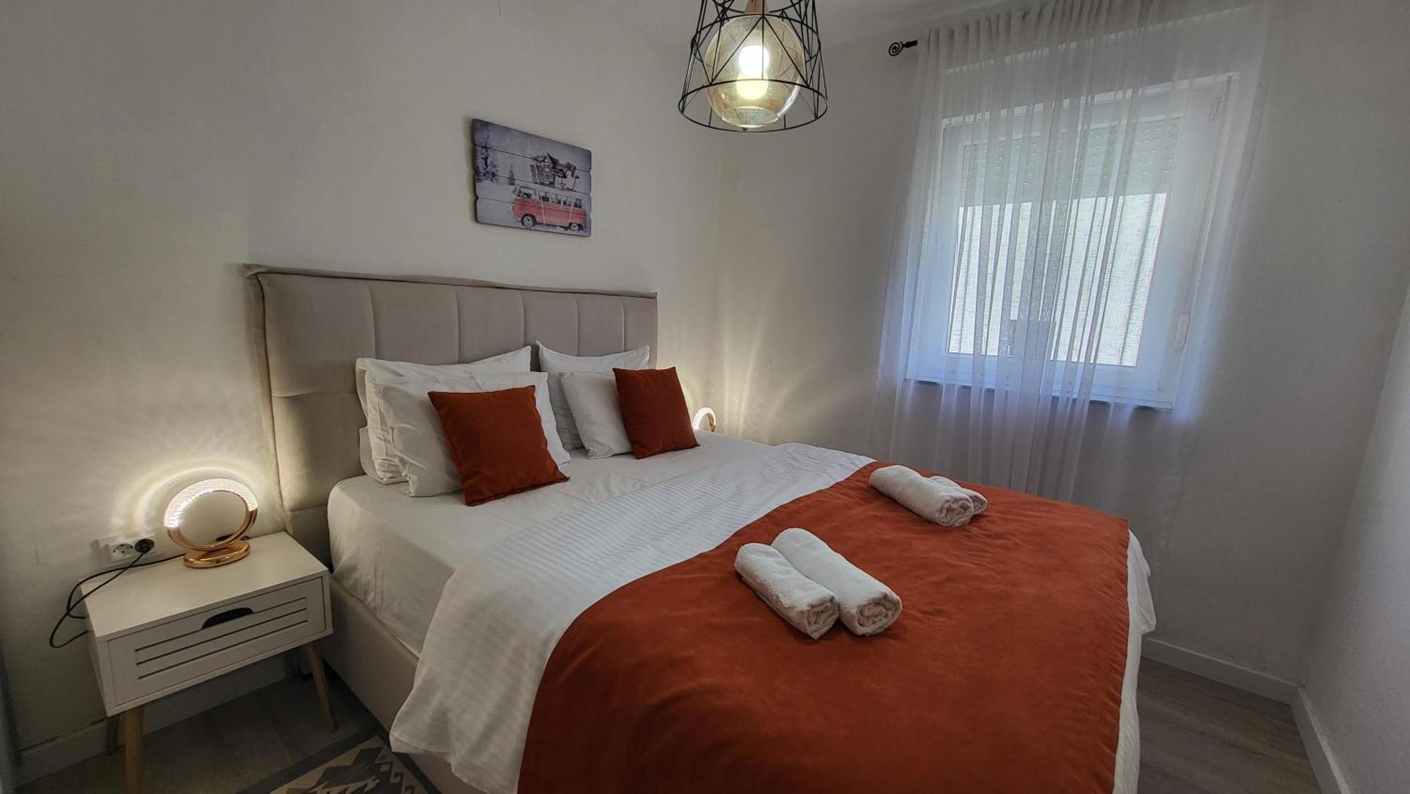 Apartments Teodo Екстер'єр фото